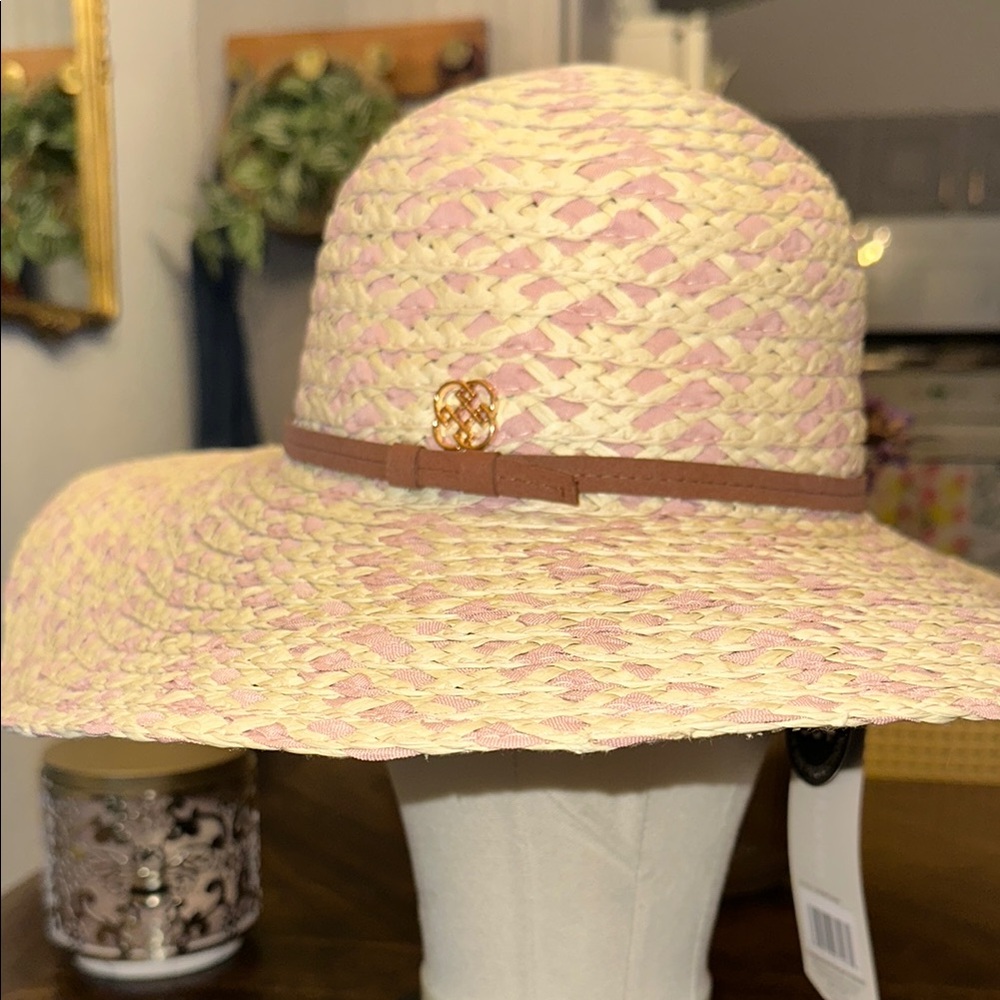 Daisy Fuentes Pink and Cream Wide-Brimmed Hat
